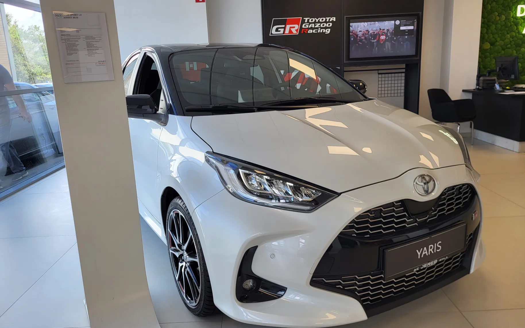Zunanja slika - Toyota Yaris - Yaris  - 4