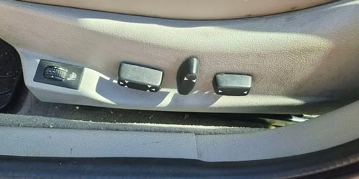 Zunanja slika - Citroën C5 - 2.2 HDI - SLOVENSKO POREKLO - HITRI KREDIT - 11