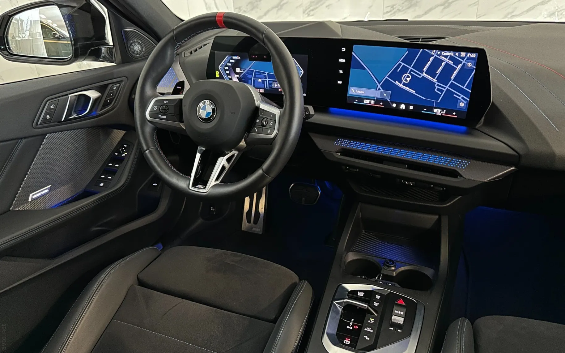 Notranja slika - BMW serija 1: - M135 xDrive |360K|ACC|HUD|Harman|Gretje|KeyGo| - 11