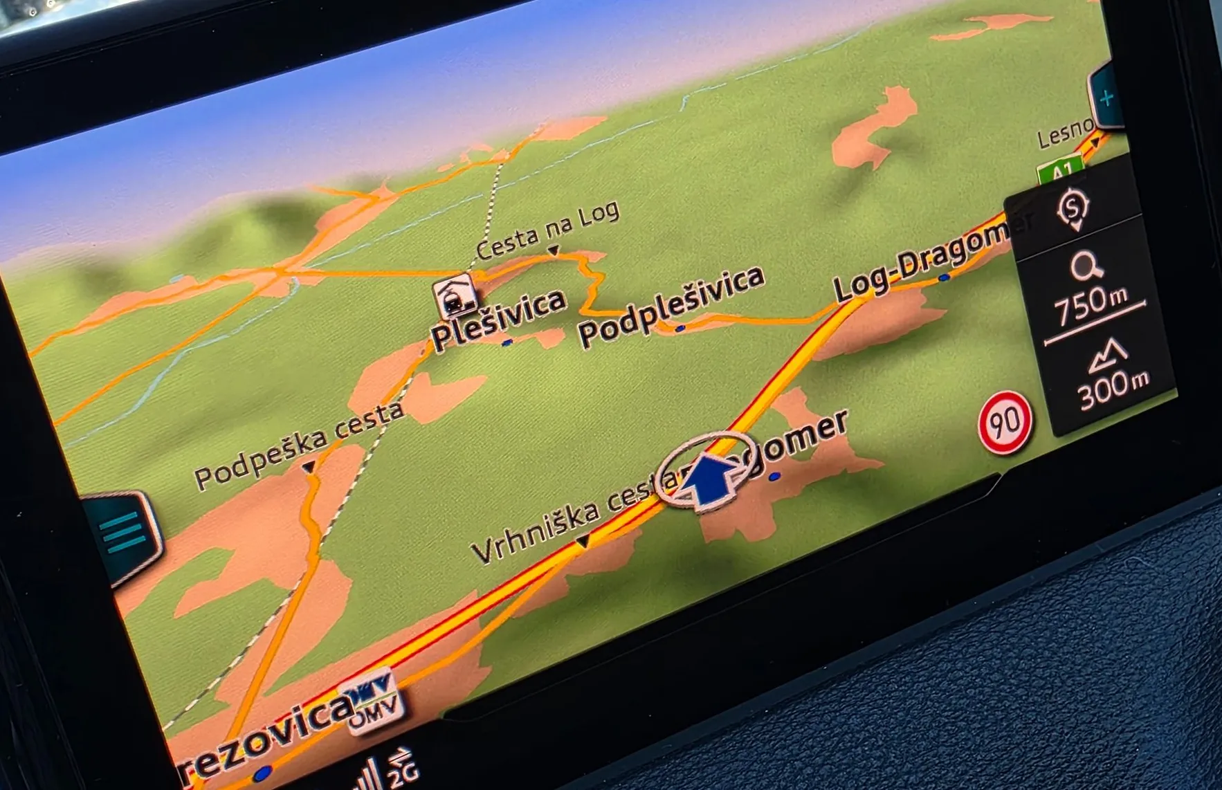 Zunanja slika - Audi Q2 - 30 TFSI SPORT LED-ALU PLATIŠČA-NAVI-1.LASTNIK - 15
