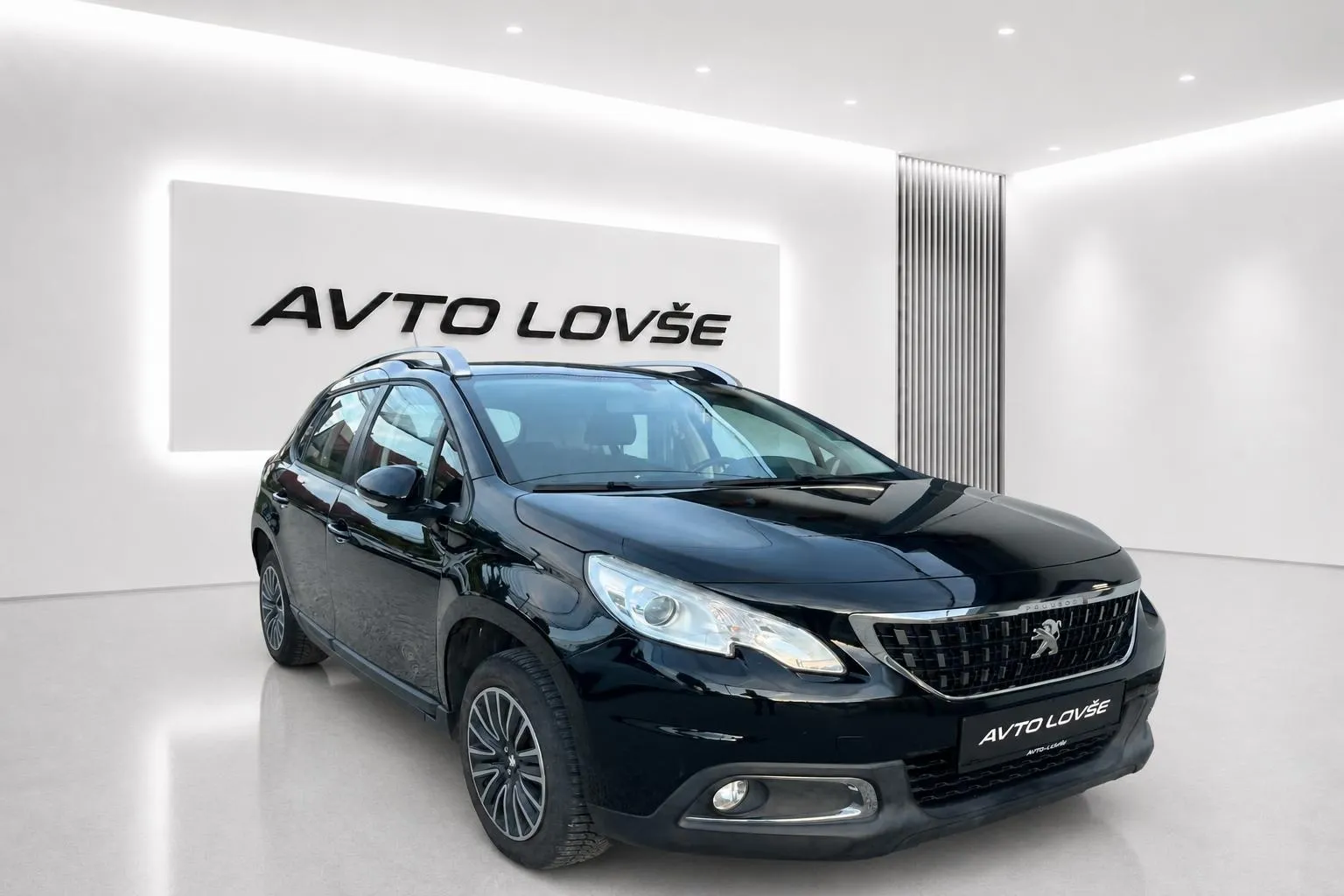 Zunanja slika - Peugeot 2008 - 1.2 PureTech 110-SLO-1 LASTNIK-71.000 km-ODLIČEN - 2