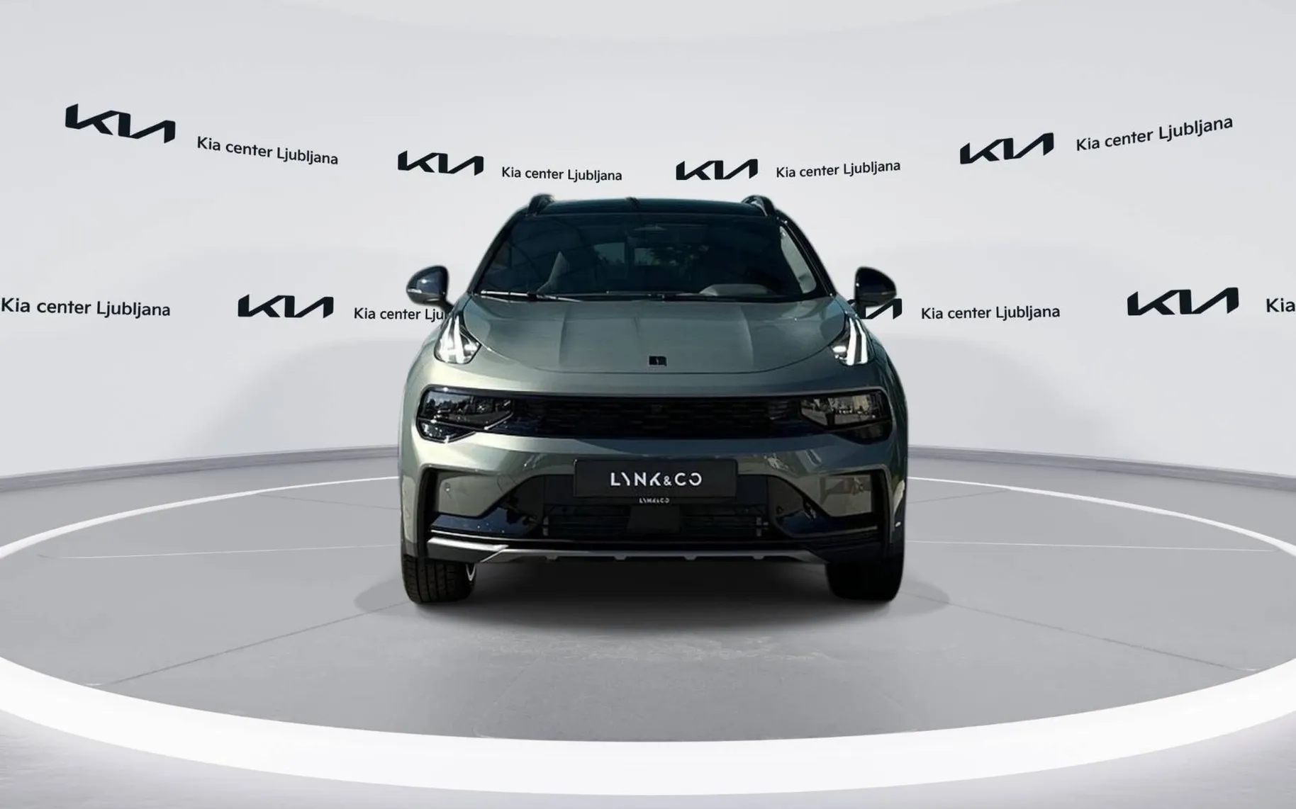 Zunanja slika - Lynk & Co 01 - More 2025 Priključni hibrid... - 2