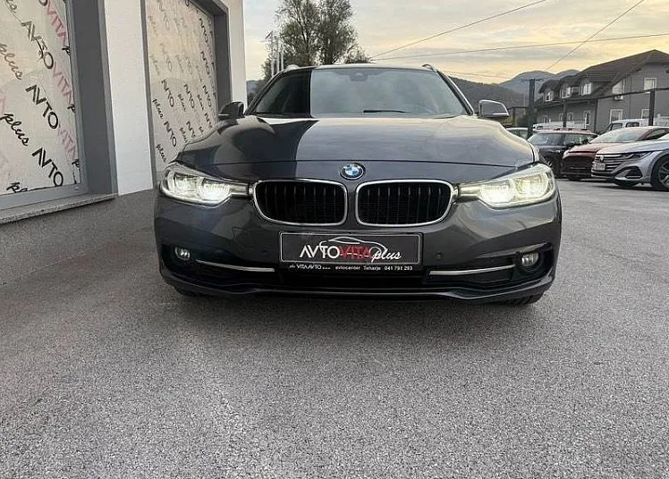 Zunanja slika - BMW Serija 3 - Touring: 318d Sport Line Led luči Navigacija Pdc Tempoma - 3