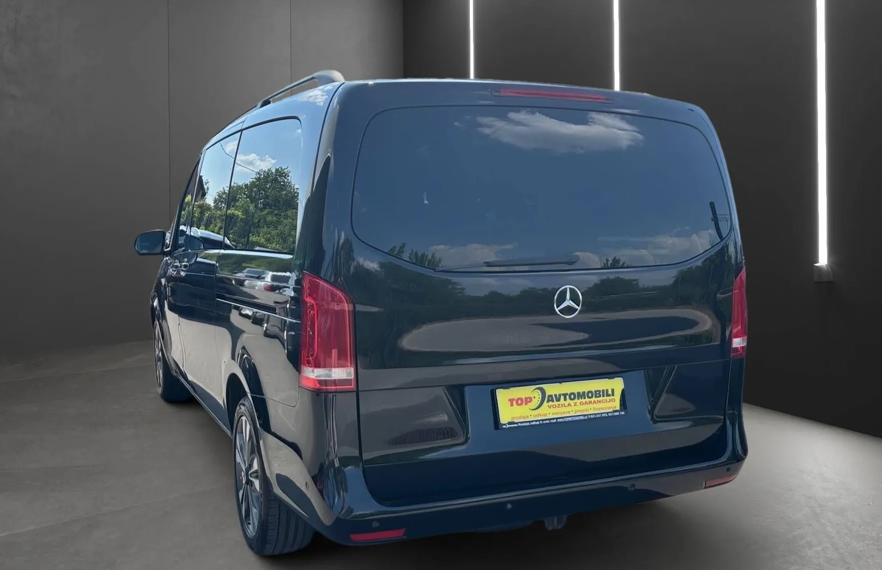 Zunanja slika - Mercedes-Benz V-Razred - V 250d DOLGI AMG-LINE FUL LED NAVI TEMP KAM - 5