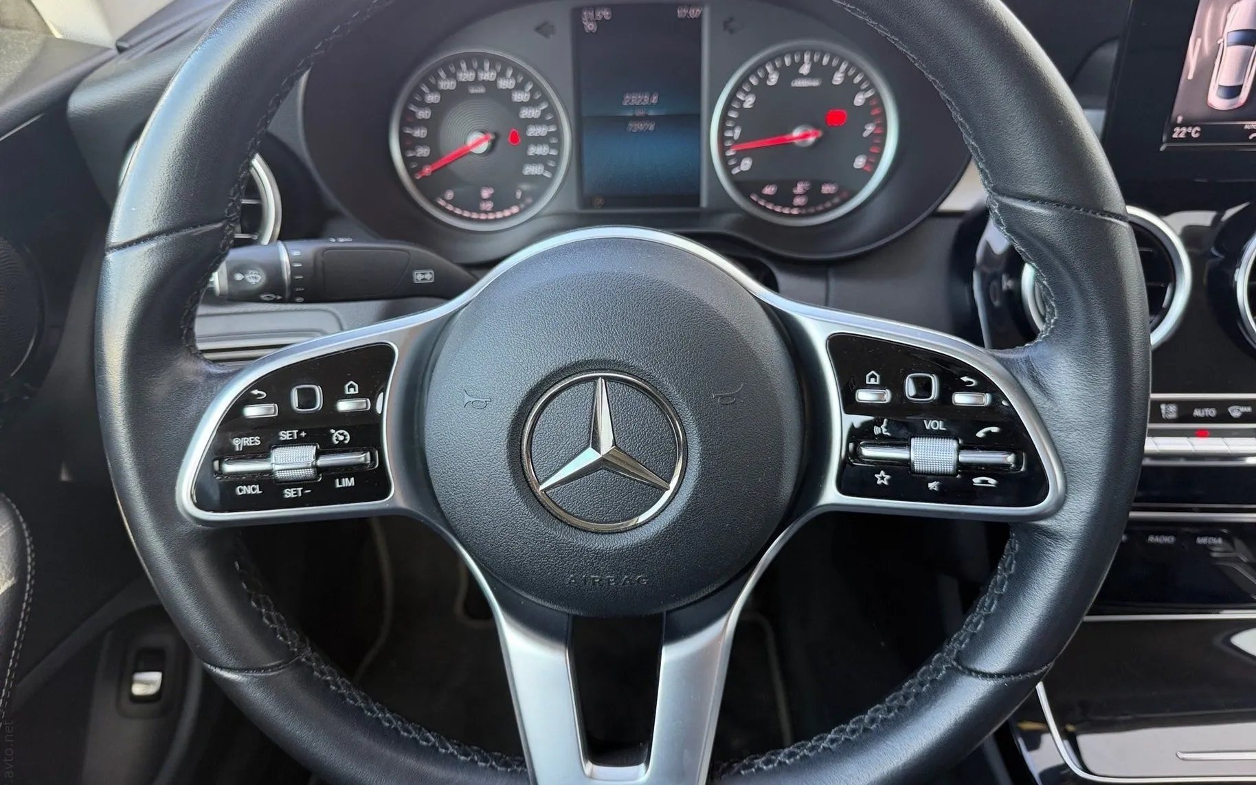 Notranja slika - Mercedes-Benz C-Razred - C Coupe 180-SLO poreklo-LED-Vzvratna kamera - 8