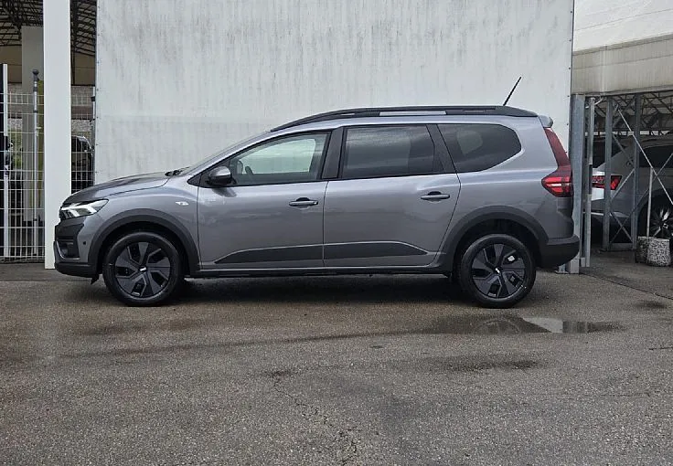 Zunanja slika - Dacia Jogger - Expression 110 + Paket Varnost + My Revision - 7