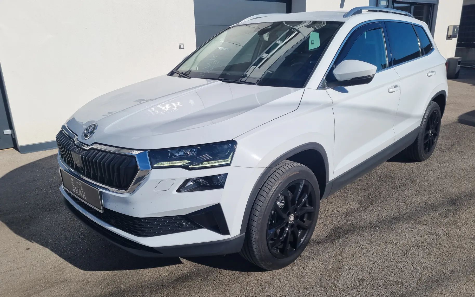 Zunanja slika - Škoda Karoq - 2.0 TDI Style SLO,76404 KM - 2