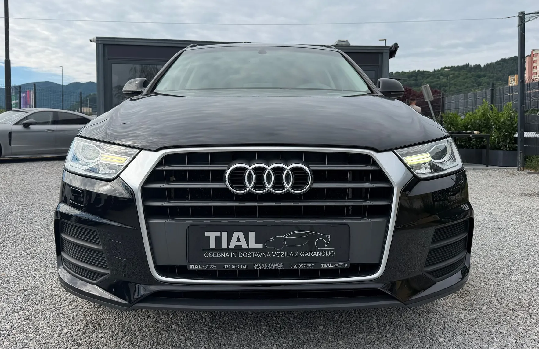 Zunanja slika - Audi Q3 - 2.0 TDI S-TRONIC-NAVIGACIJA-TEMPOMAT-LED-PDC-ALU - 2