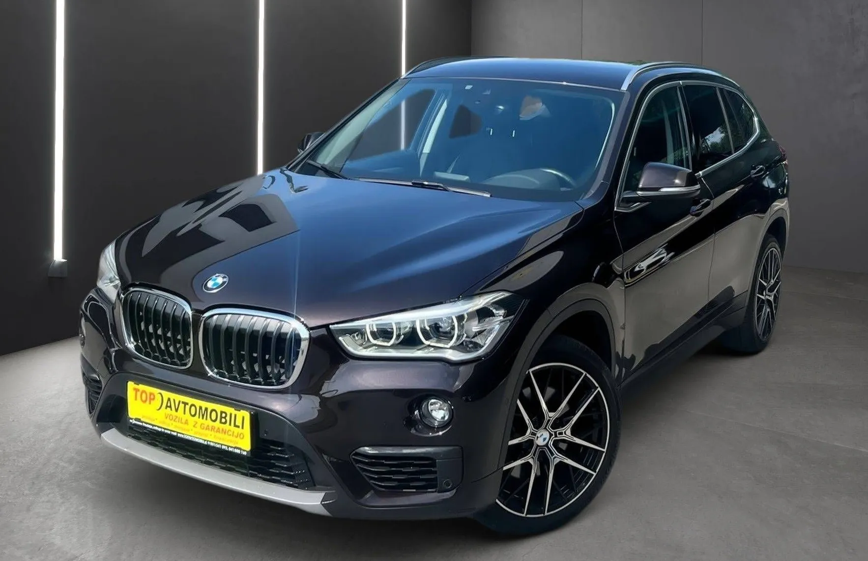 Zunanja slika - BMW X1 - serija : XDrive20d  NAVI PDC KAMERA RADAR LINE ASSIST T.. - 2