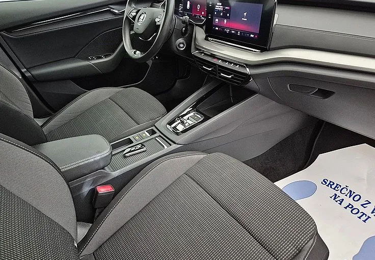 Zunanja slika - Škoda Octavia - Combi 2.0 TDI Ambition DSG VIRTUAL-LANE-KAMERA - 9