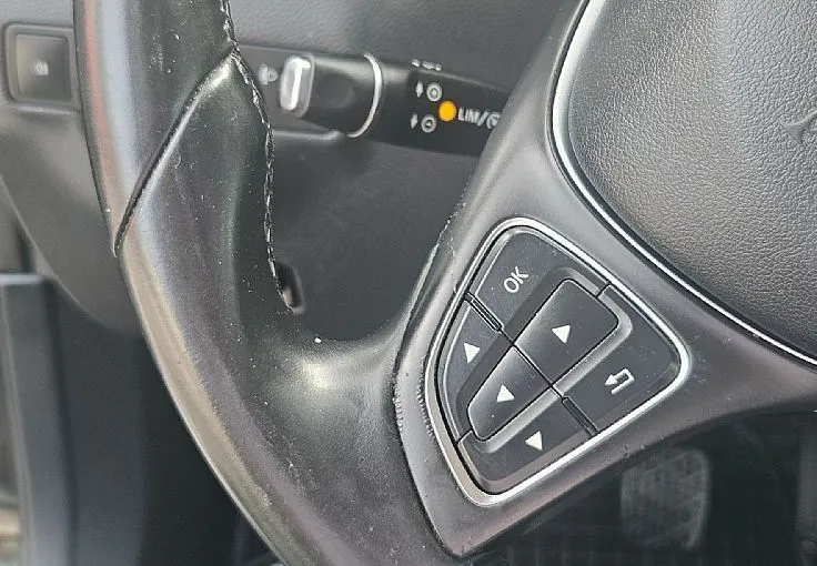 Zunanja slika - Mercedes-Benz B-Razred - 136ks °NAVIGACIJA° °TEMPOMAT° °PARK-SENZORJI° - 11