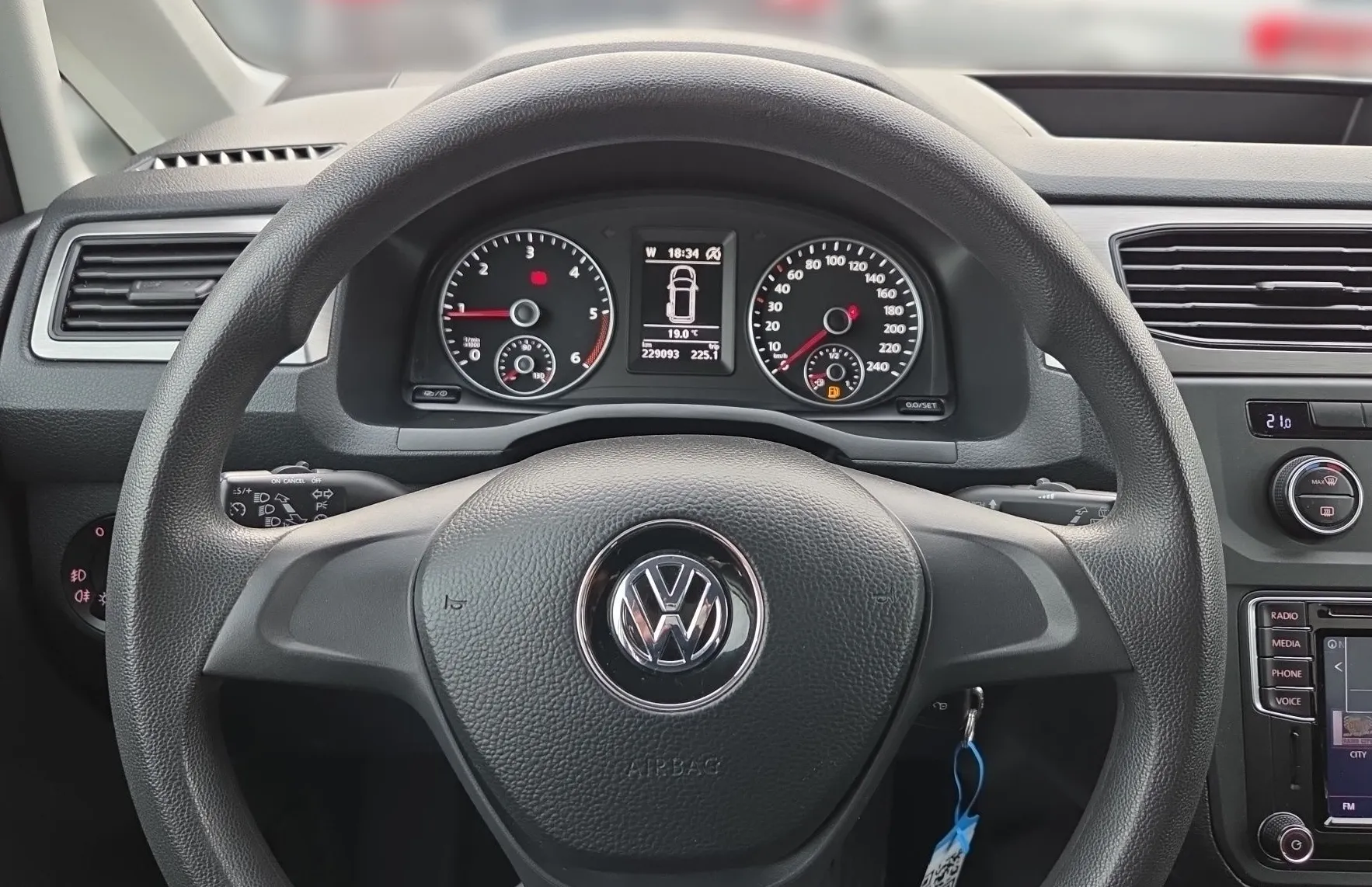 Zunanja slika - VW Caddy - 2.0 TDI Comfortline - 7