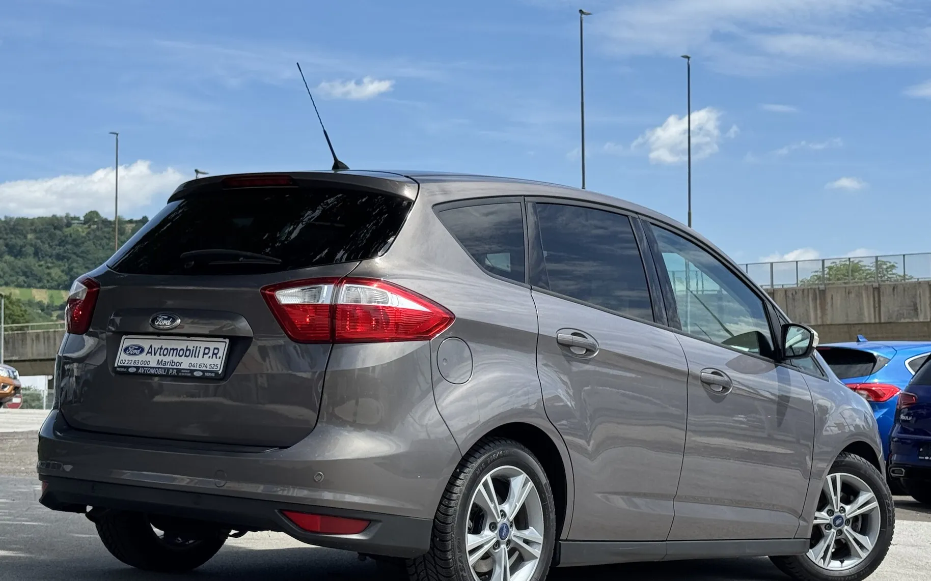 Zunanja slika - Ford C-MAX - 1.0 EcoBoost Trend Edition 88.948km OPR.VELIKI SER - 7