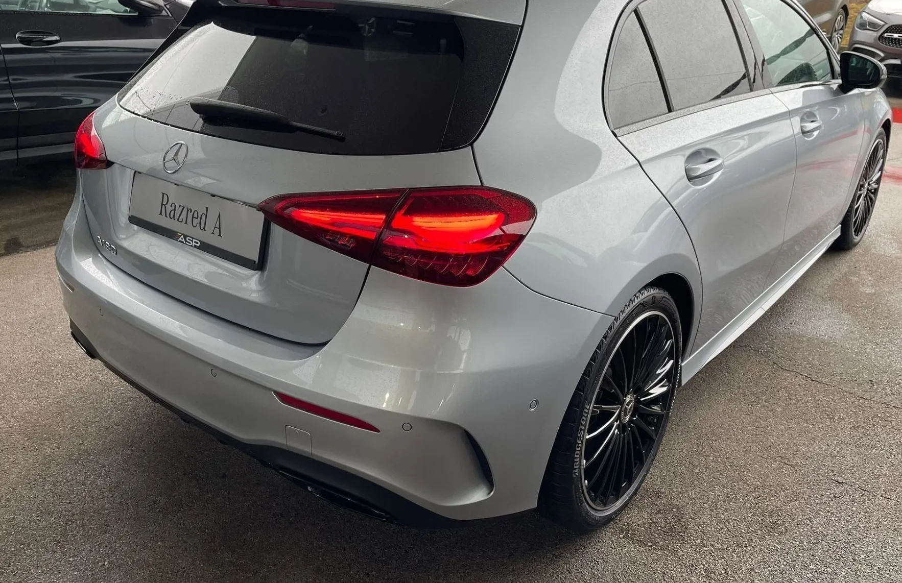 Zunanja slika - Mercedes-Benz A-Razred - A 180 AMG Line Edition - 5
