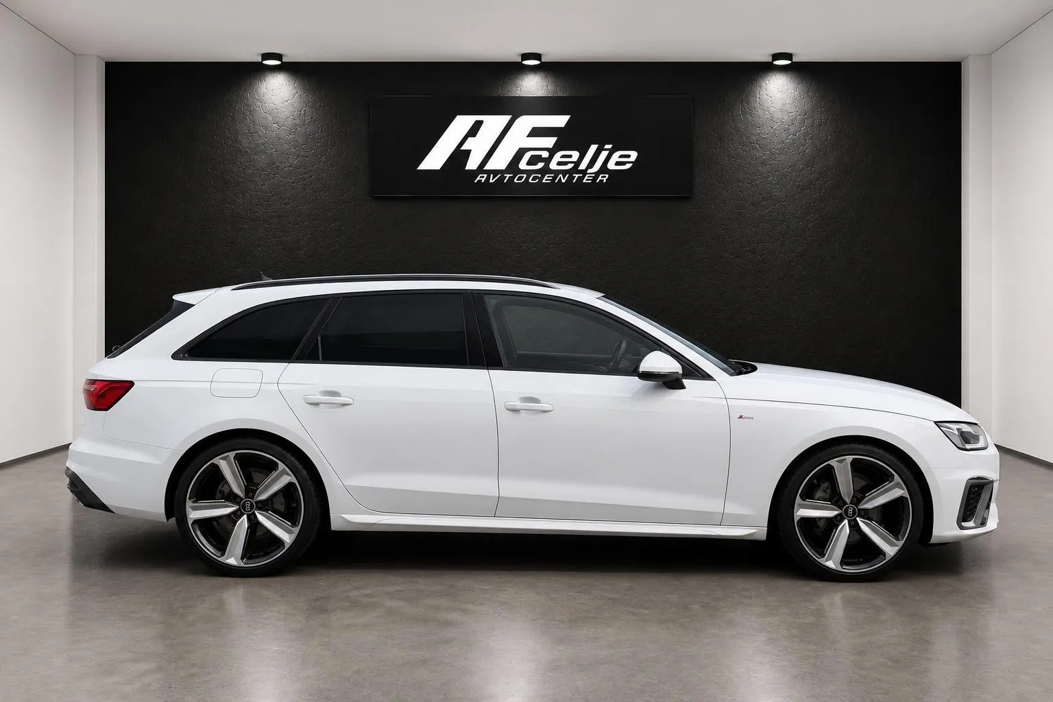 Zunanja slika - Audi A4 Avant - 2.0 TDI-AUT-2X S LINE-ACC-LIZING ZA TUJCE-LED- - 4