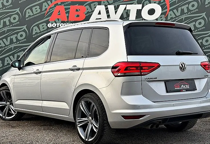 Zunanja slika - VW Touran - 2.0 TDI BMT avt. Highline 110  150 +7SEDEZEV+TOP - 7