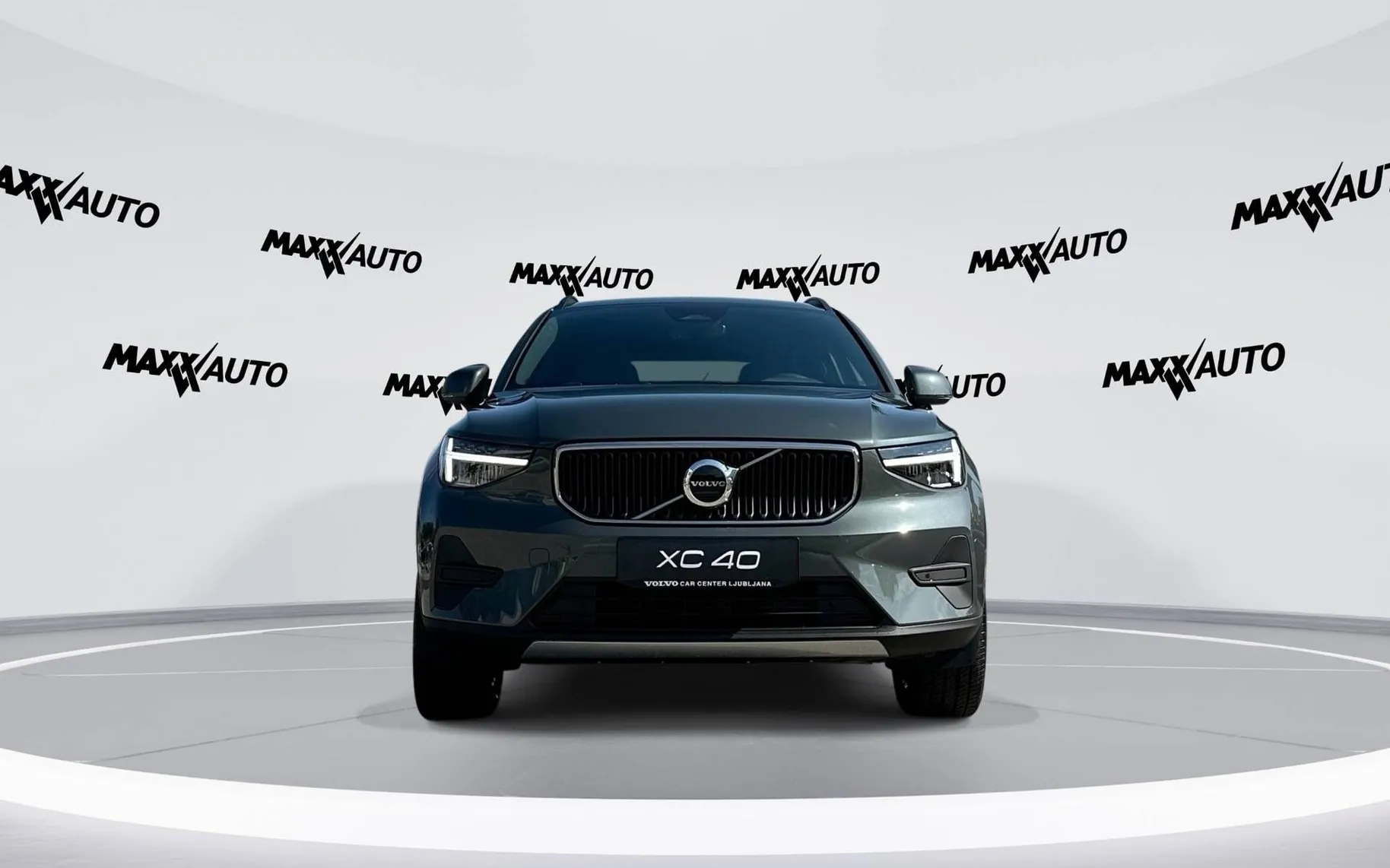 Zunanja slika - Volvo XC40 - B3P Core Avt. - 2