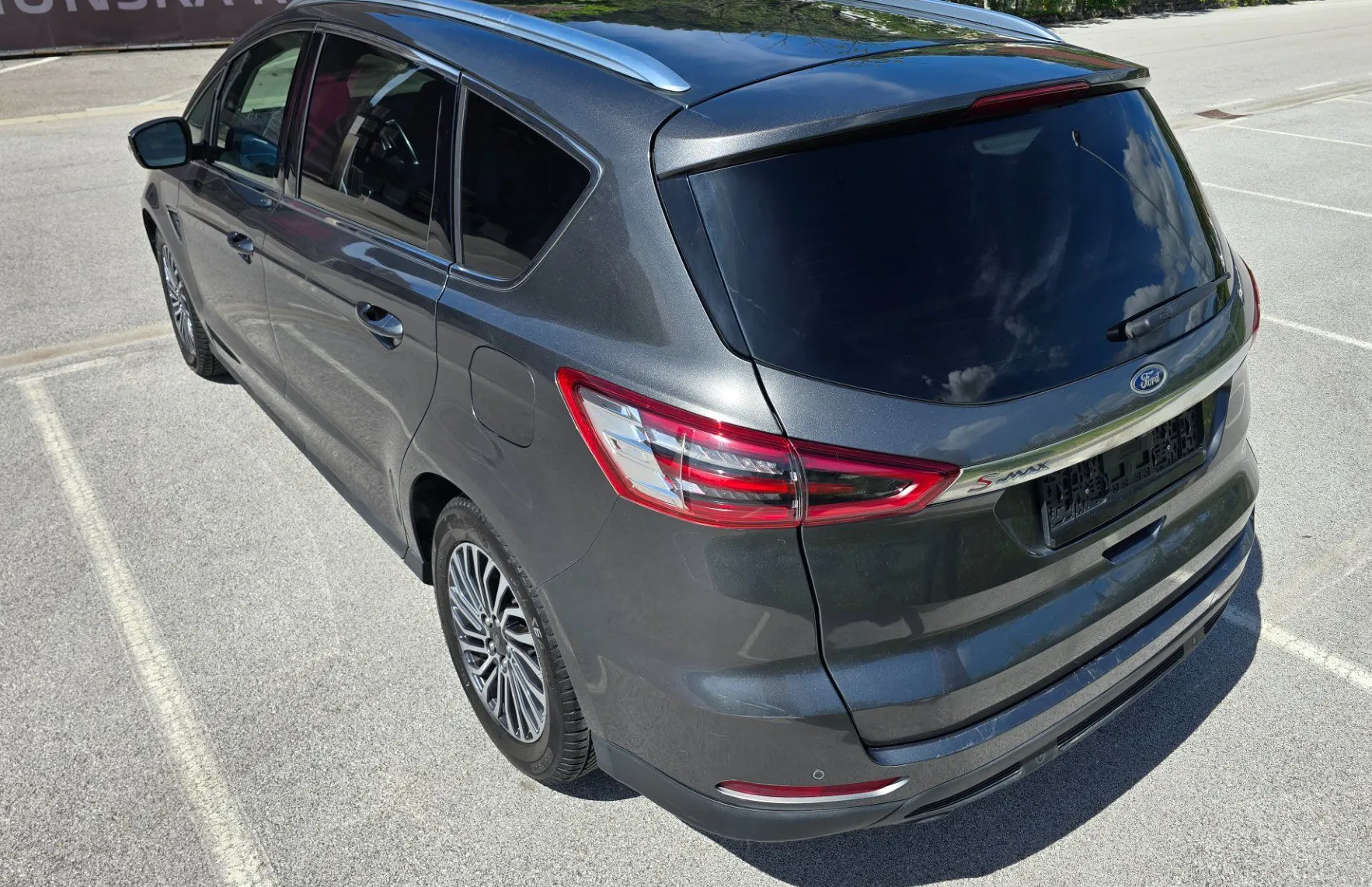 Zunanja slika - Ford S-MAX - 2.0 EcoBlue Titanium Automatic - 3