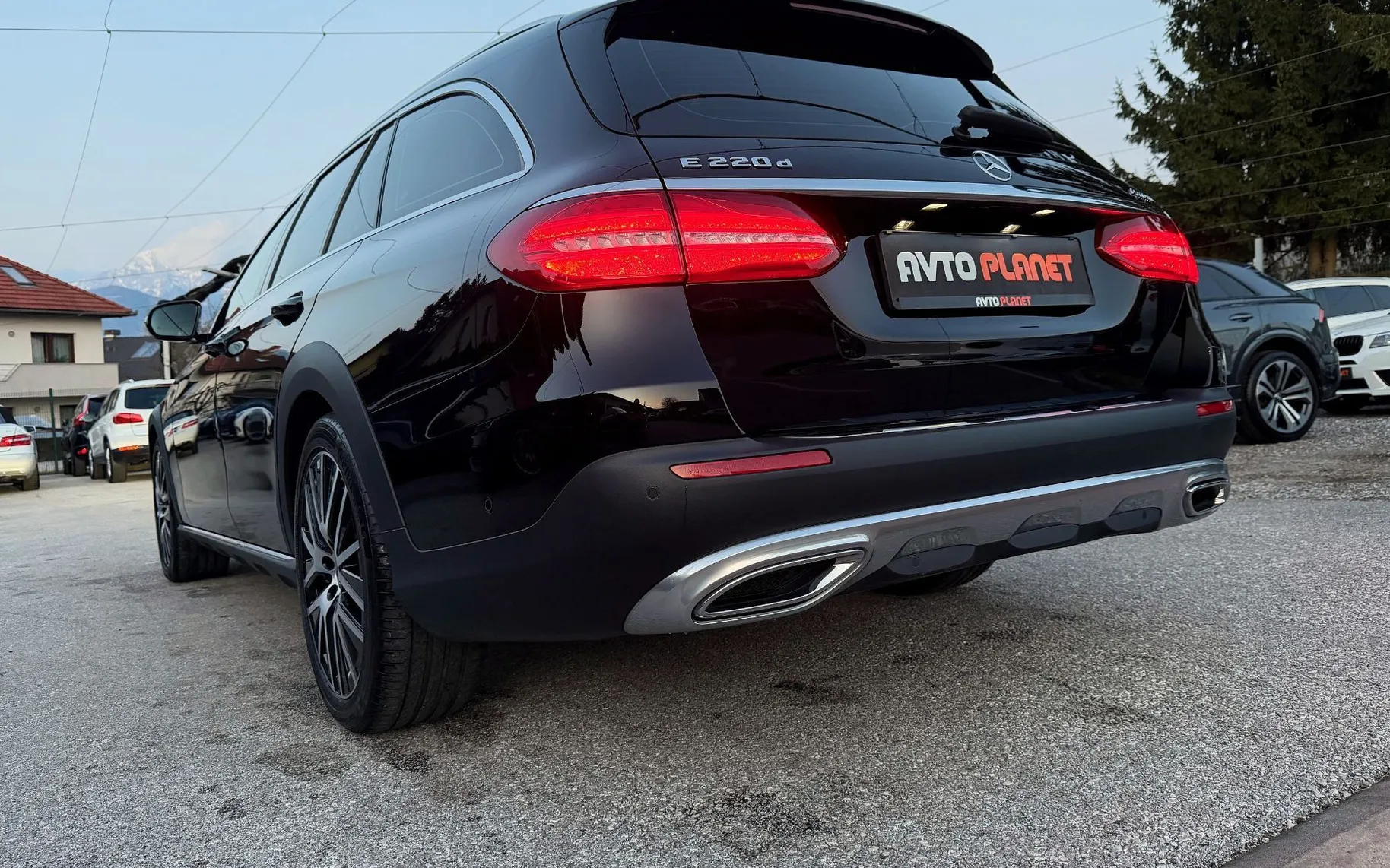 Zunanja slika - Mercedes-Benz E-Razred - E 220 d 4MATIC All-Terrain AIRMATIC WIDESCREEN ACC - 4