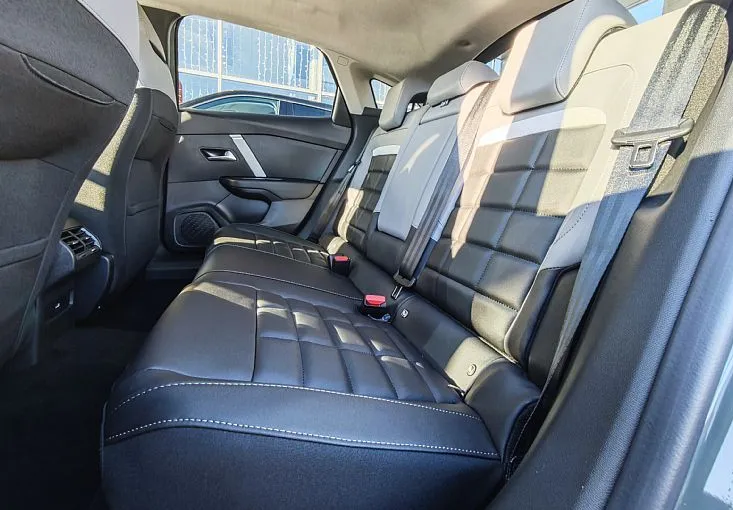 Zunanja slika - Citroën C4 - Max Hibrid 145 avtomatik - 9
