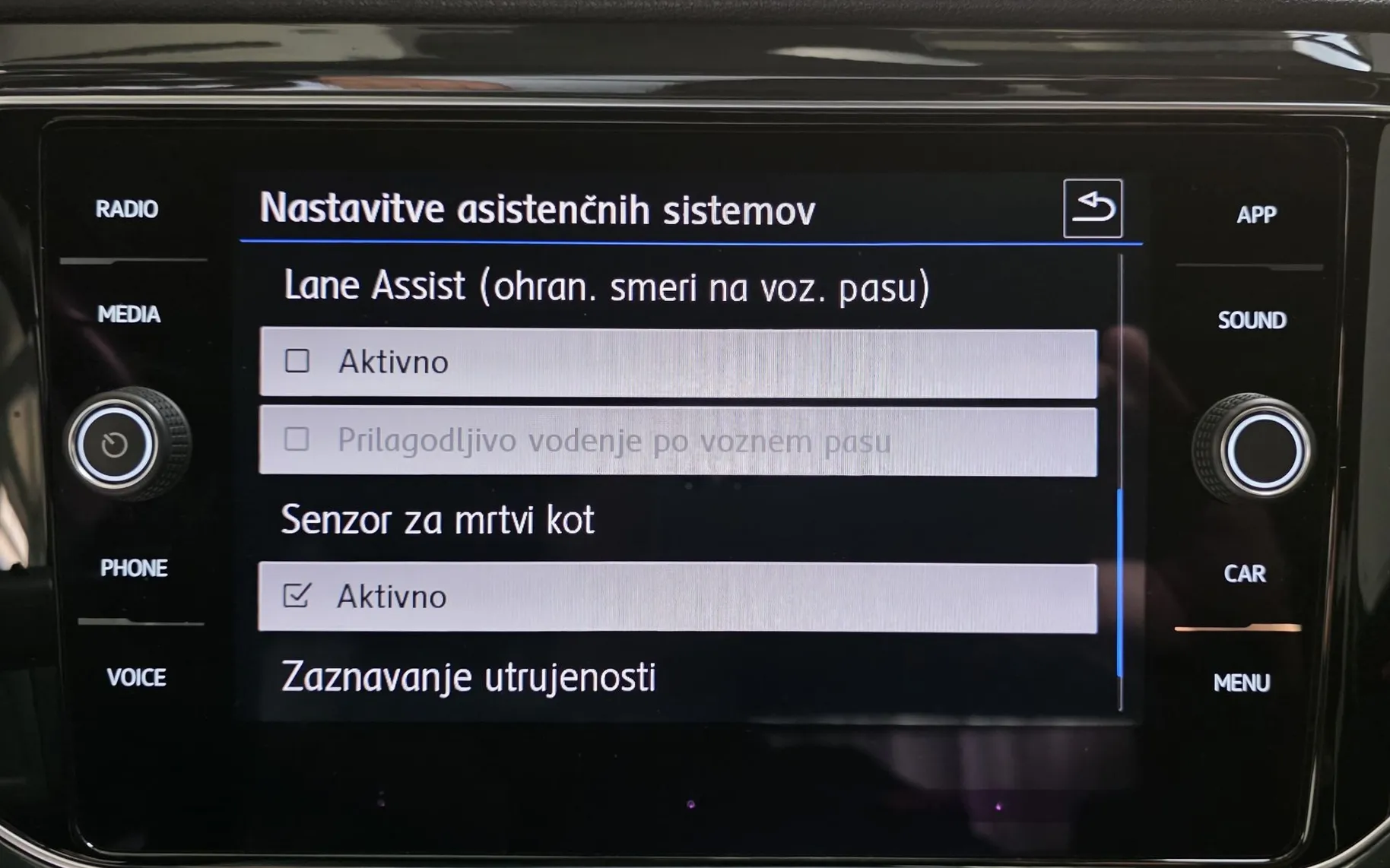 Zunanja slika - Volkswagen T-Roc - 2,0 TDI BMT Sport 1LAST SLO VIRTUAL ACC LANE LED KLJUKA - 13
