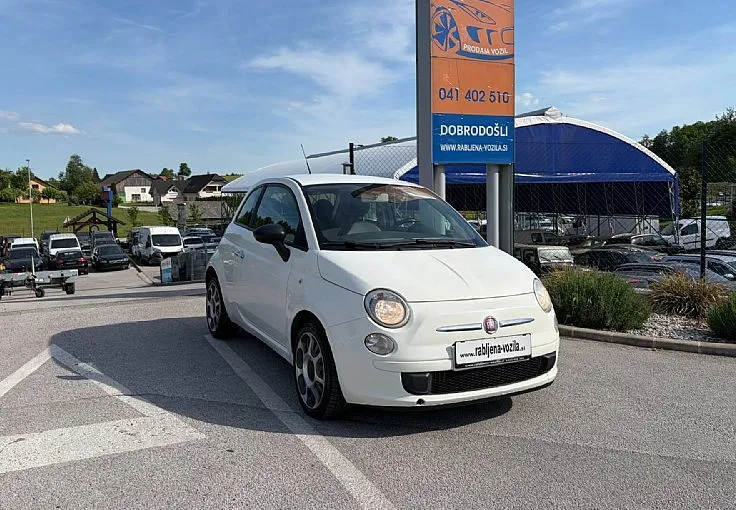Zunanja slika - Fiat 500 - 1.3 Multijet 16V Diesel ZELO VARČEN PARK SENZORJI - 3