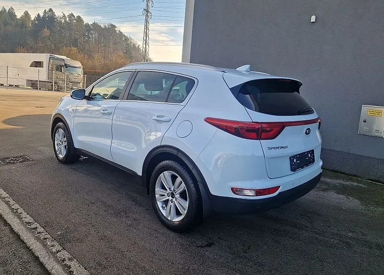 Zunanja slika - KIA Sportage - 1.7 CRDi LX City. 6M T-SLO-1.LASTNIK-KAMERA.... - 6