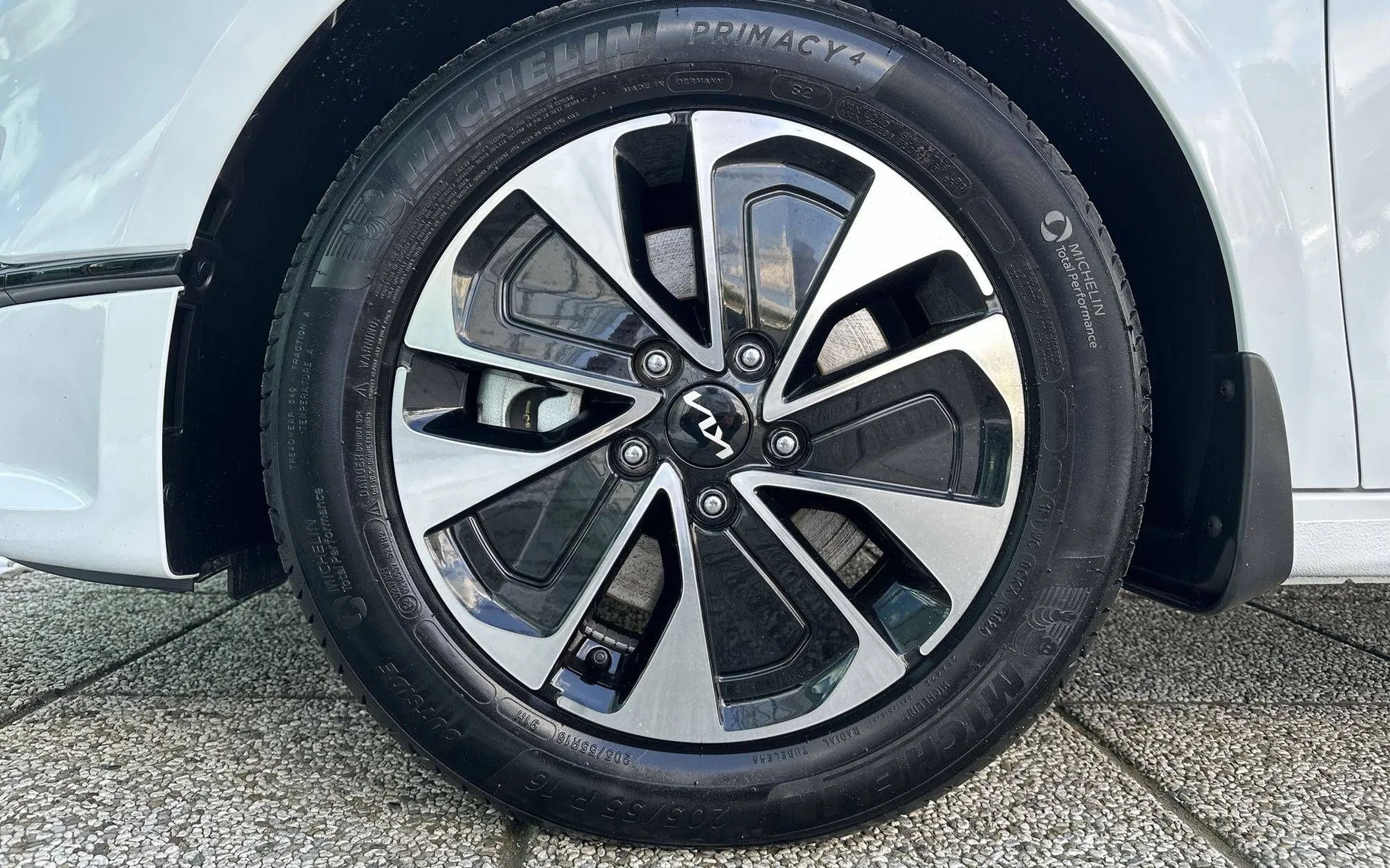 Notranja slika - KIA Ceed SW - 1.5 T-GDI LX Champion+ ISG DCT - 9