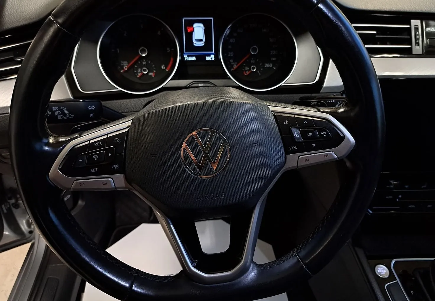 Zunanja slika - Volkswagen Passat - Variant 2.0 TDI BMT DSG Z ENOLETNIM JAMSTVOM - 16