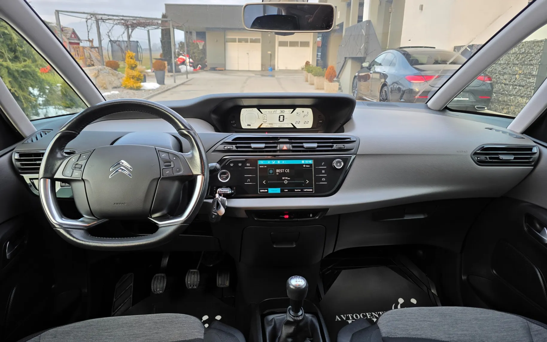 Zunanja slika - Citroën C4 - 1.2i - 9