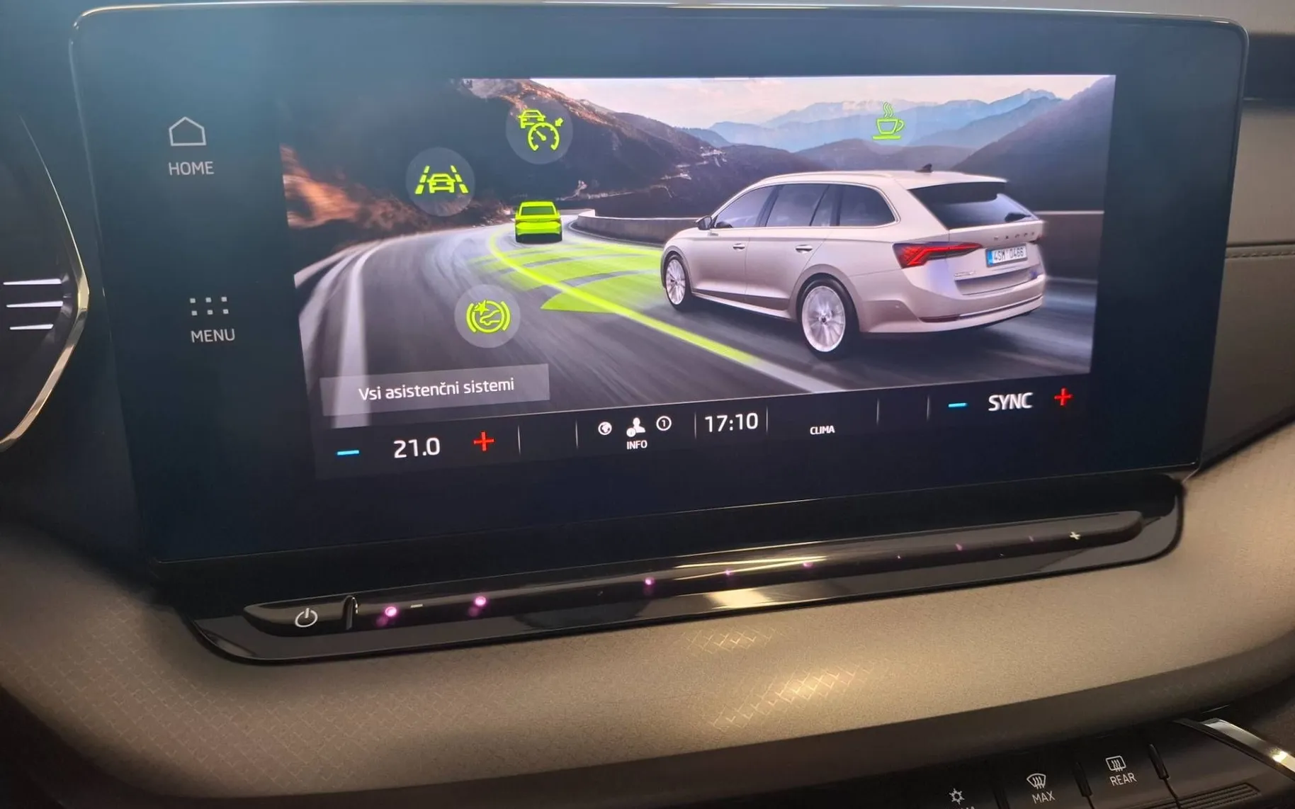 Notranja slika - Škoda Octavia - Combi 2.0 TDI DSG-NAVI-PDC-ACC-FULL LED-ALU- - 11
