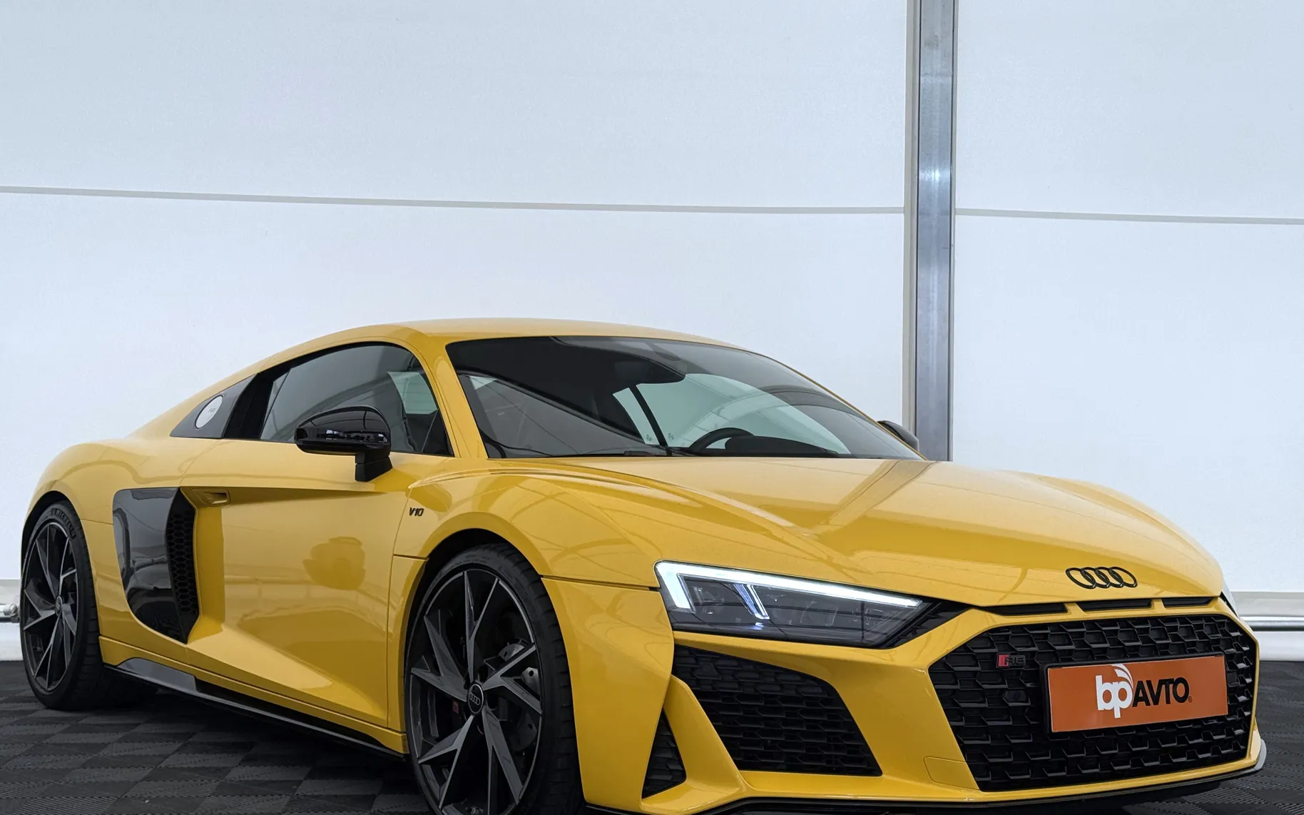 Zunanja slika - Audi R8 - Coupé V10 performance quattro S-tronic - 2