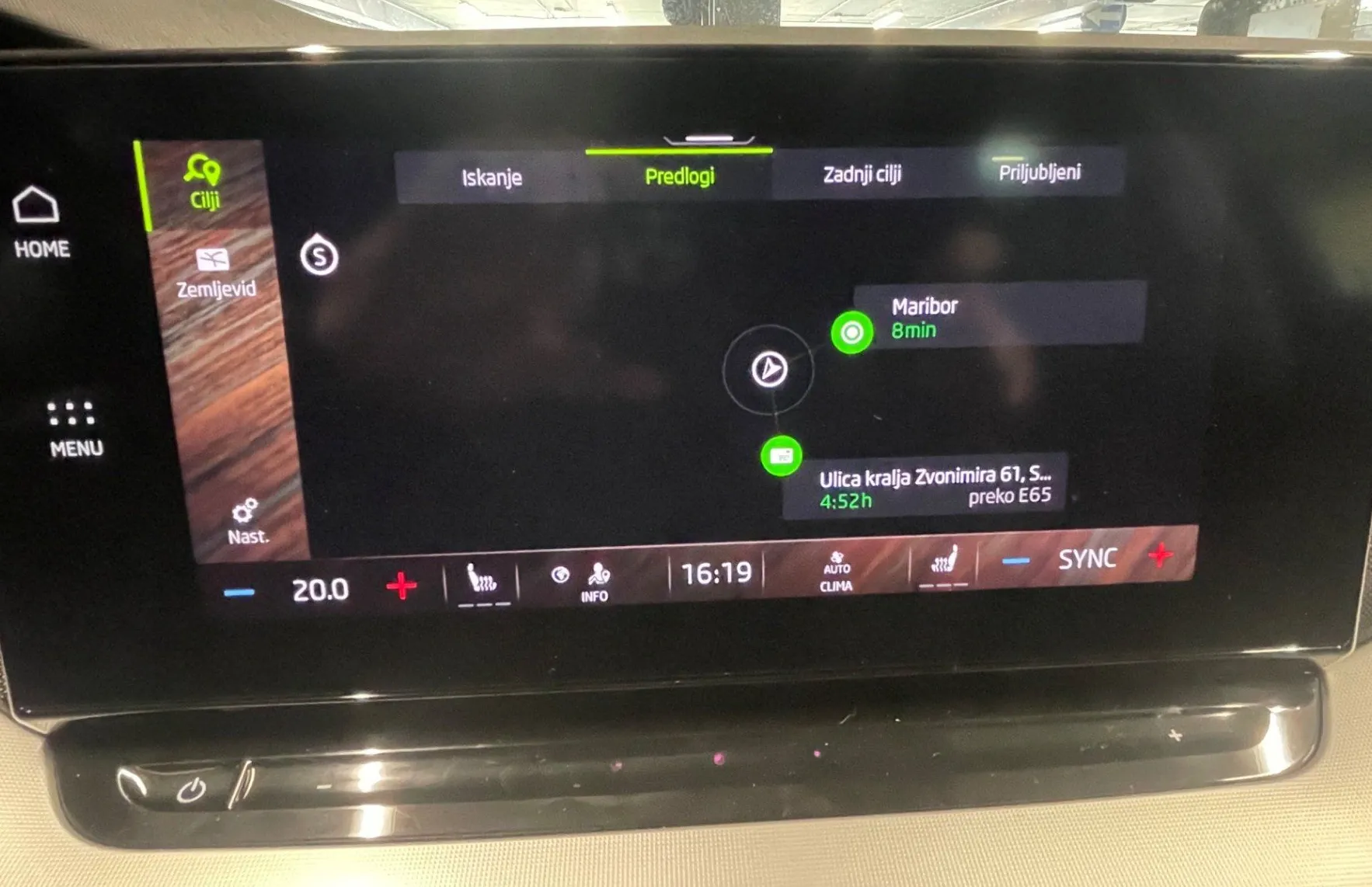 Zunanja slika - Škoda Octavia - 2.0 TDI Style DSG LED.KAMERA.OGR.SEDEŽ.ACC - 11