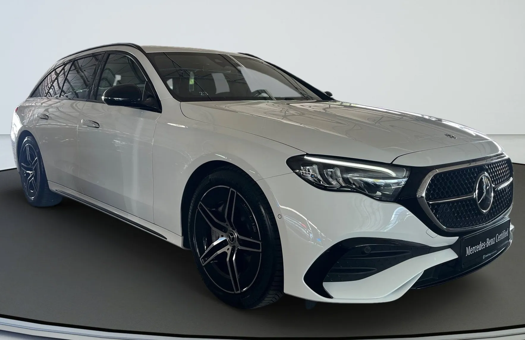 Zunanja slika - Mercedes-Benz E-Razred - E 220 d T AMG Line Avt. - 2