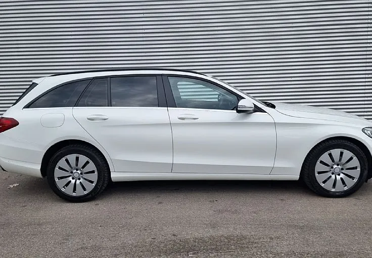 Zunanja slika - Mercedes-Benz C-Razred - C 220D-125KW-AUT-9G-4MATIC-MRTVI KOTI-GR.SED- - 4