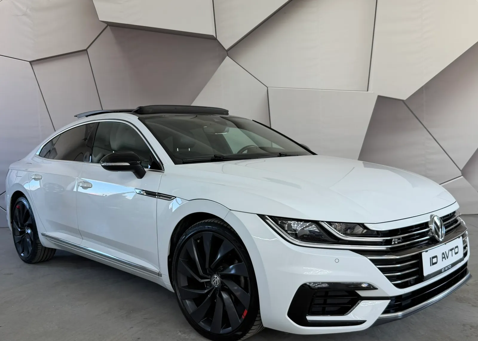 Zunanja slika - Volkswagen Arteon - 2,0 TDI BMT R-Line DSG - 1