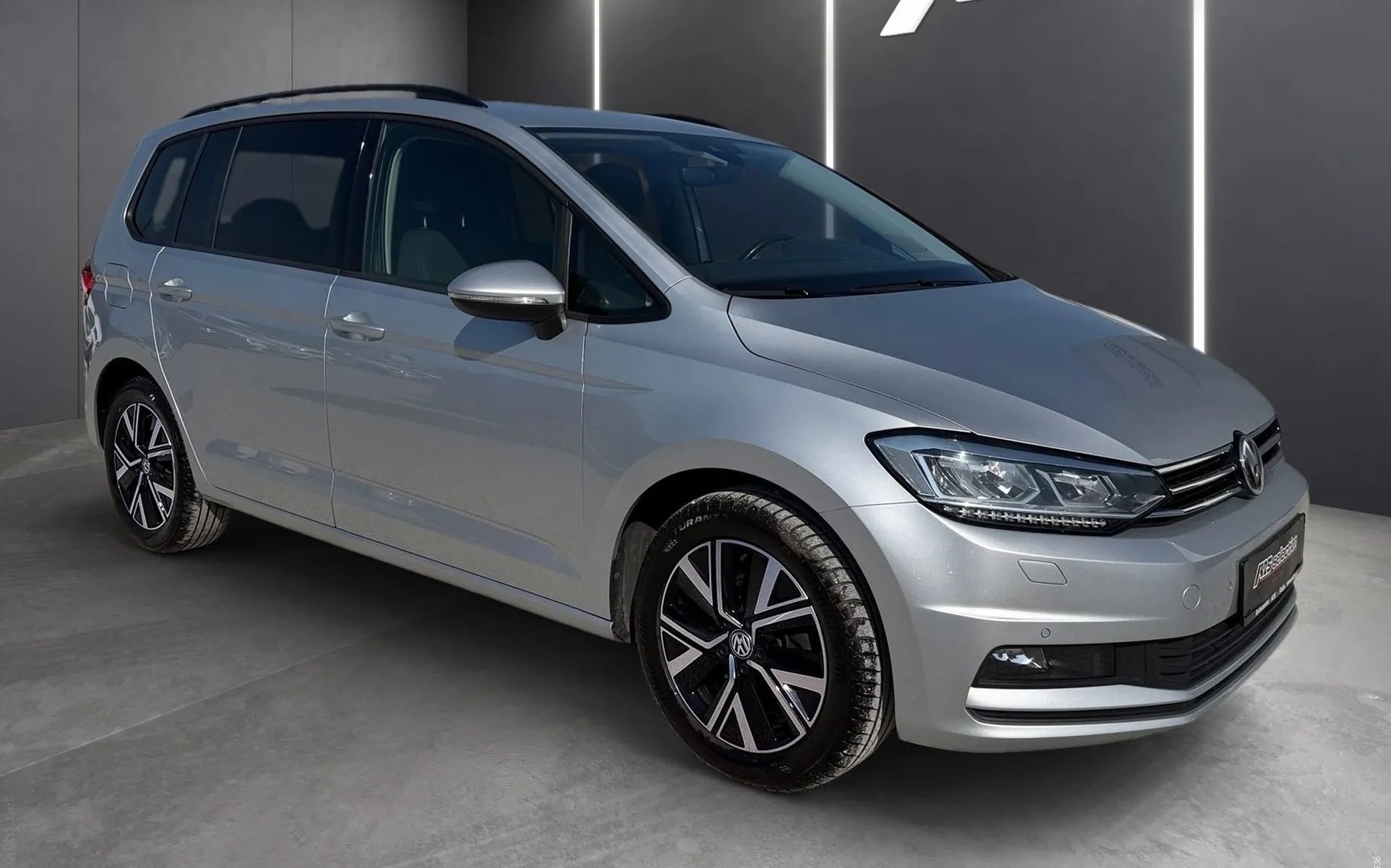Zunanja slika - Volkswagen Touran - 2.0 TDI SCR avt. Family-LED-Vlečna kljuka-ACC... - 2