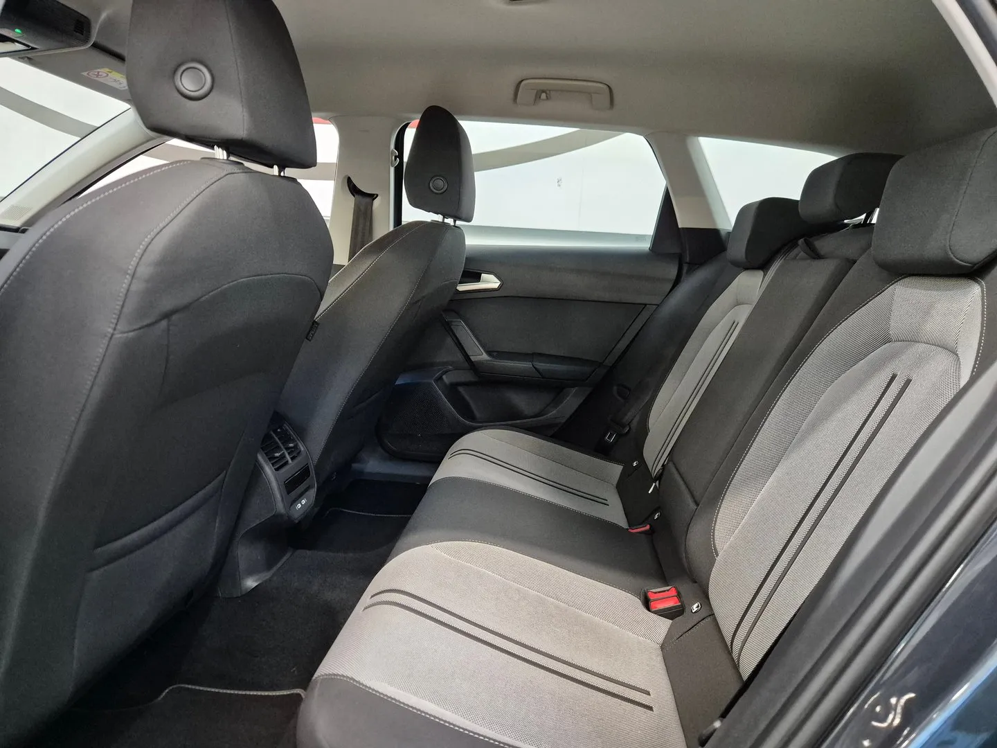 Zunanja slika - Seat Leon - SP Style 2.0 TDI DSG 110kW (150KM) - 6