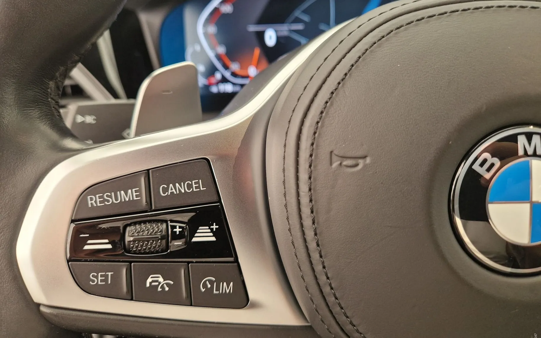 Notranja slika - BMW serija 3 Touring: - 320D-M SPORT-VIRTUAL-KAMERA-USNJE-ACC-AMBILIGHT - 9