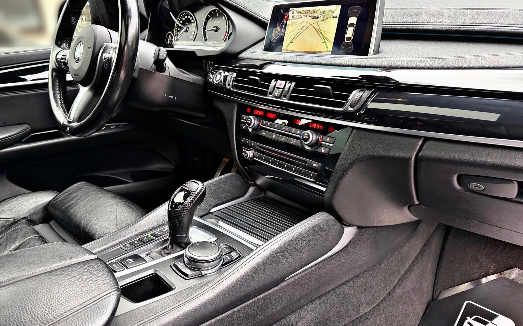 Notranja slika - BMW serija X6: - XDRIVE 4.0D•M PAKET•HEAD UP•ŠIBEDAH•360•ACC•NAVI - 21