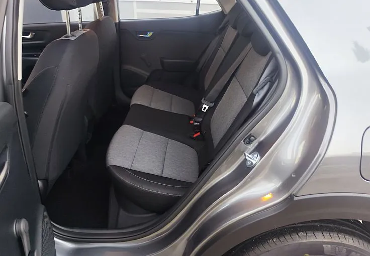 Zunanja slika - KIA Stonic - 1.0 T-GDi 73.6 kW  100 KM  LX Smart M T - 9