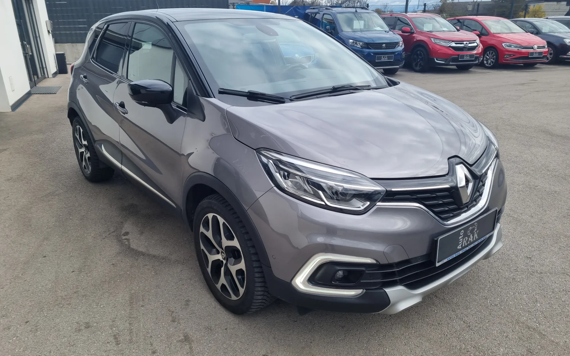 Zunanja slika - Renault Captur - TCe 90 Energy Intens 45396 KM - 4