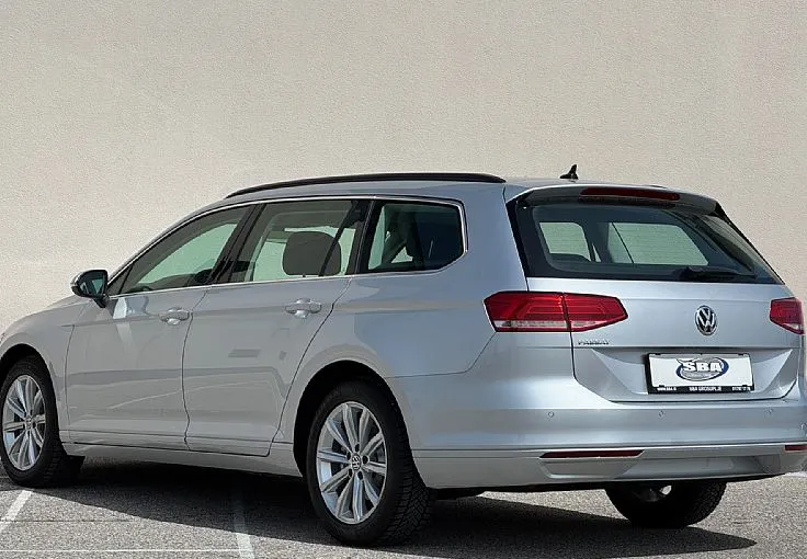 Zunanja slika - Volkswagen Passat - Variant 2.0 TDI Comfortline avt.-RADAR-SENZORJI-KREDIT - 4