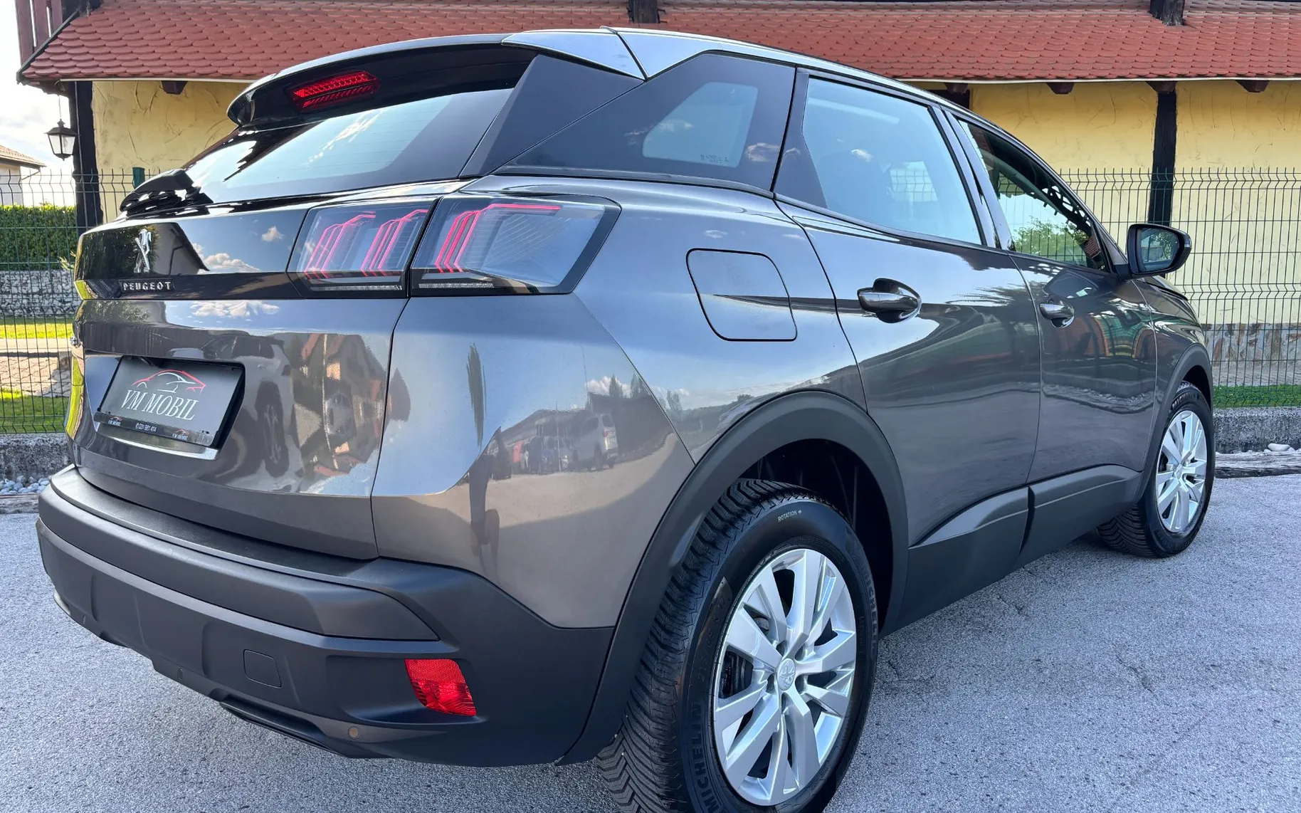 Zunanja slika - Peugeot 3008 - 1.5 HDI-1.LAST-LED-NAVI-ALU-KAMERA-0€ POLOGA - 4