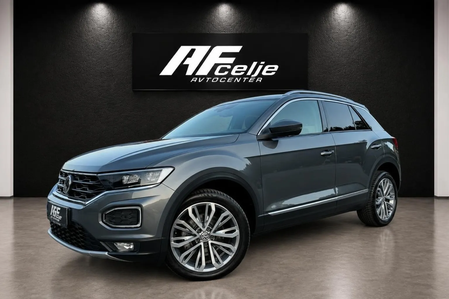 Zunanja slika - Volkswagen T-Roc - 1.5 TSI-DSG-VIRUTAL-FUL LED-NAVI-KAMERA-ACC-F1- - 1