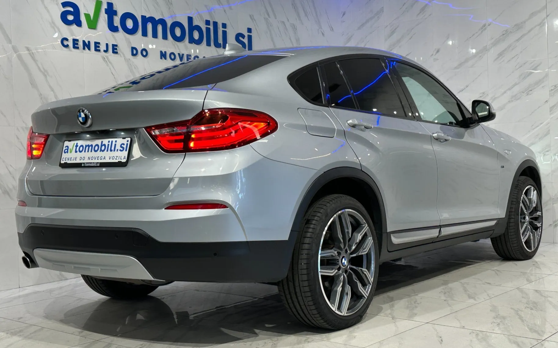 Zunanja slika - BMW serija X4: - xDrive20d |xLine|ACC|Kamera|HUD|Memory|Harman| - 4