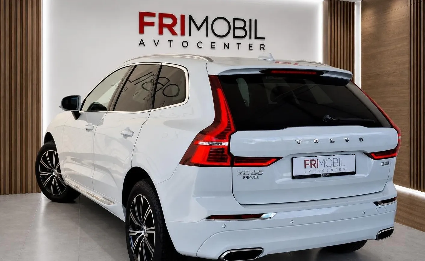 Zunanja slika - Volvo XC60 - D4 Inscription•VL.KLJUKA•MEMORY•SLOVENSKO POREKL.. - 4