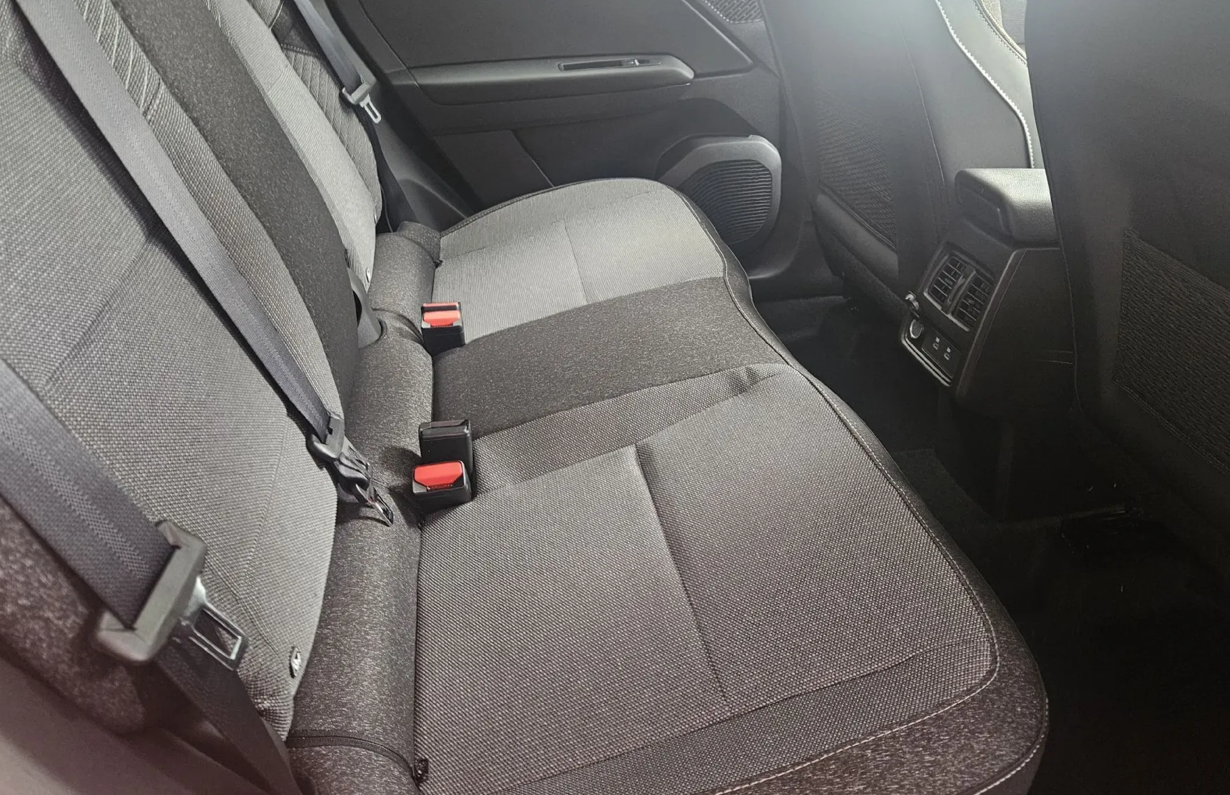 Zunanja slika - Renault Captur - TCe 160 EDC techno - 6