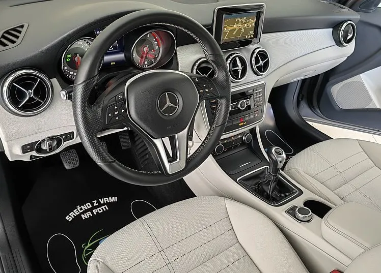 Zunanja slika - Mercedes-Benz GLA-Razred - 200-156KM-2XAMG-LINE-KAMERA-NAVI-GRET-SED-80.000KM - 8
