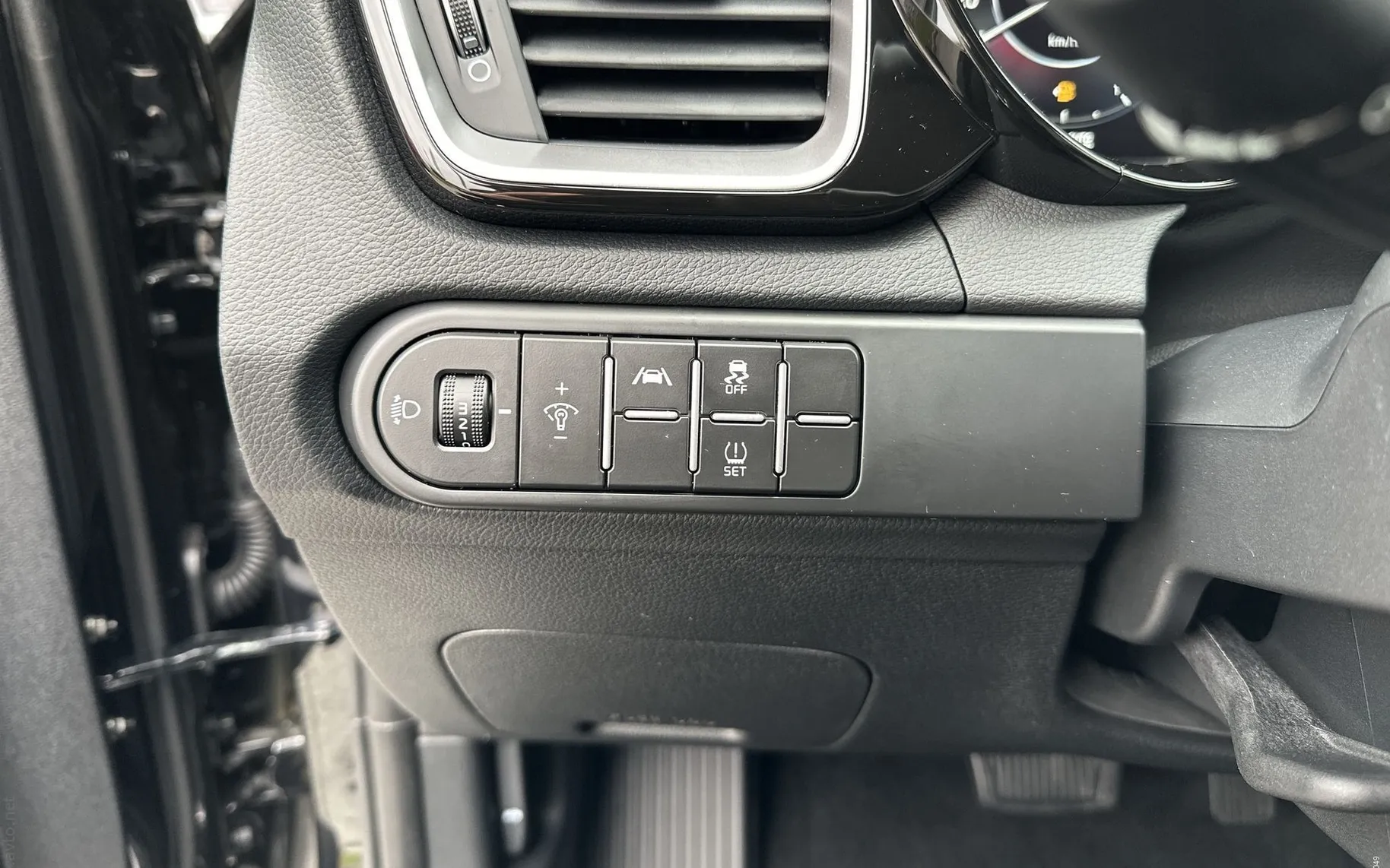 Notranja slika - KIA XCeed - 1.0 T-GDi EX Way ISG. MT - 11